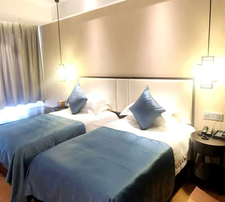 Zhuji Hotel
