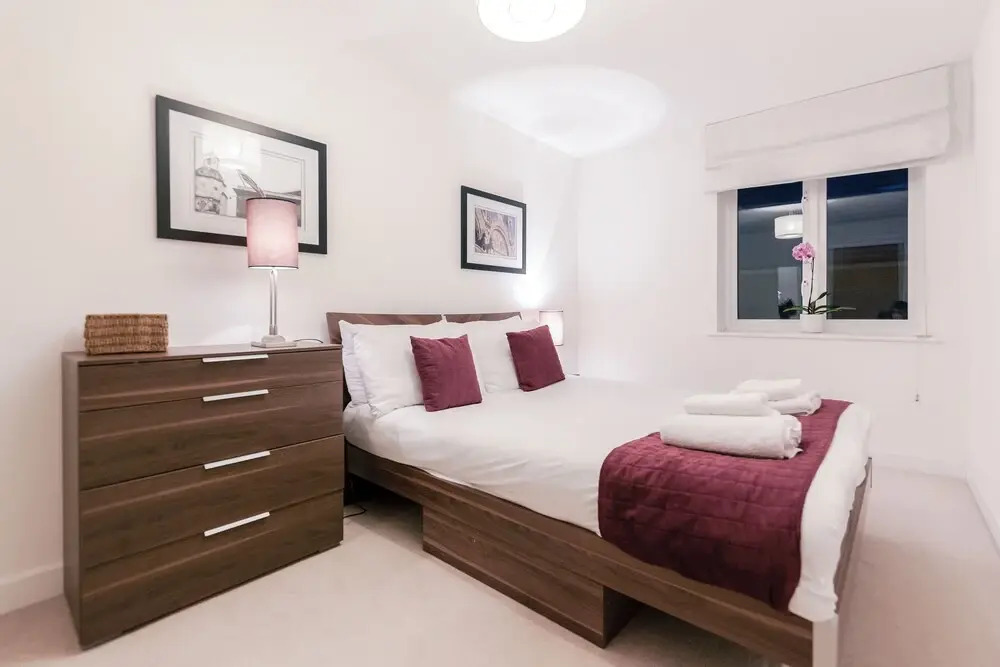 Roomspace Apartments -The Hurley