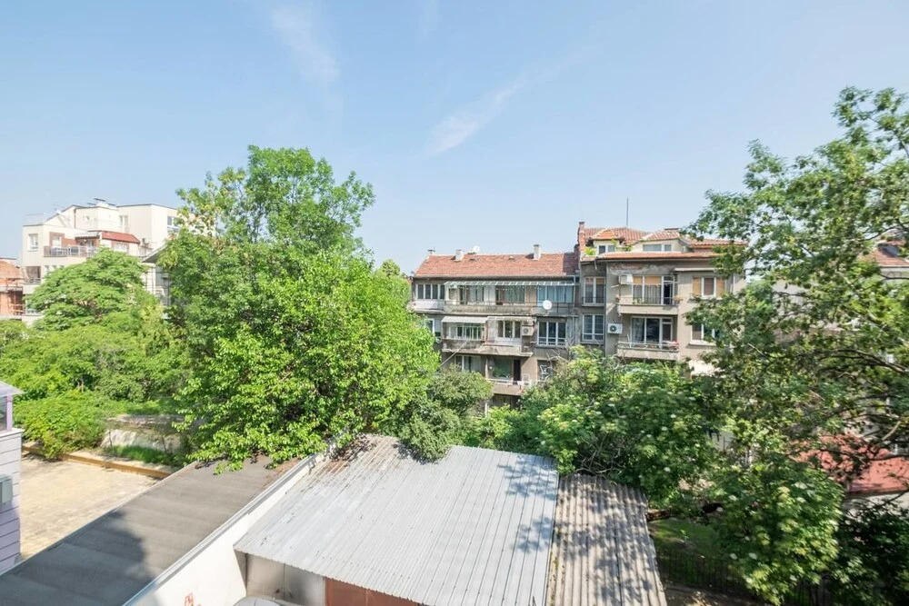 FM Deluxe 1-BDR Apartment - Style Meets Charm
