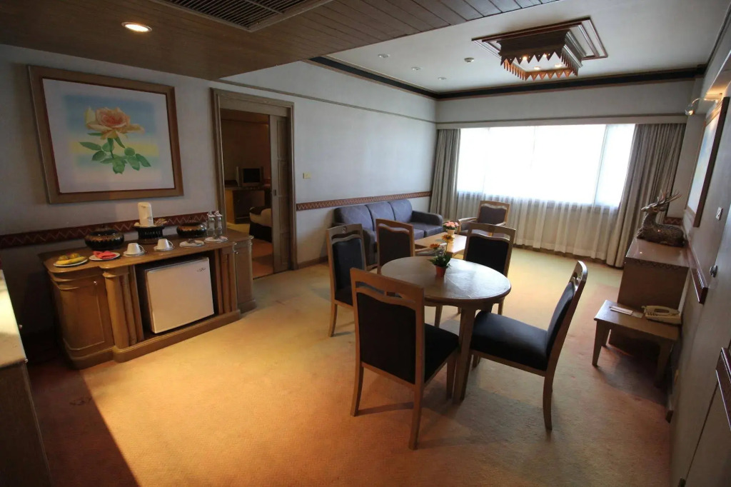 Chiang Mai Hill Hotel