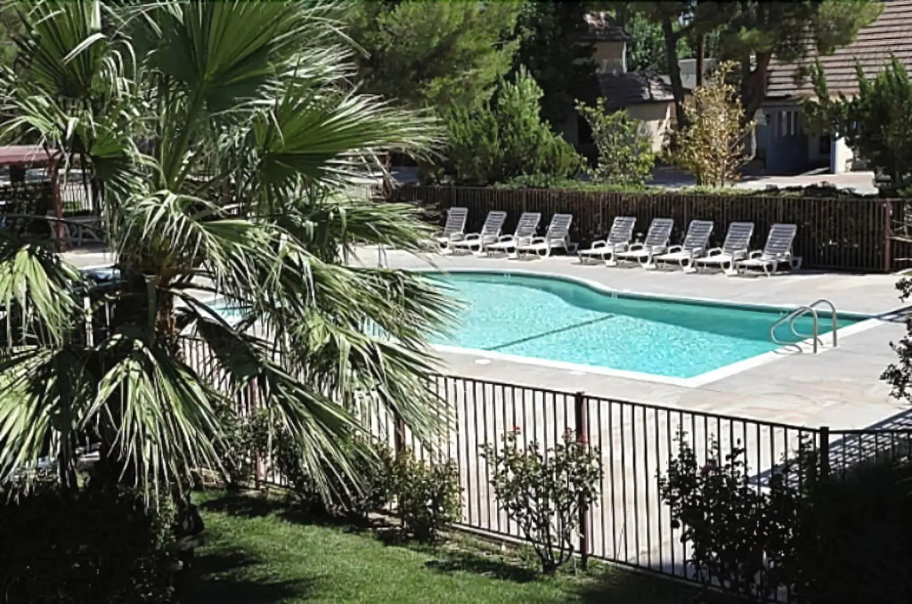 Americas Best Value Inn & Suites Lancaster