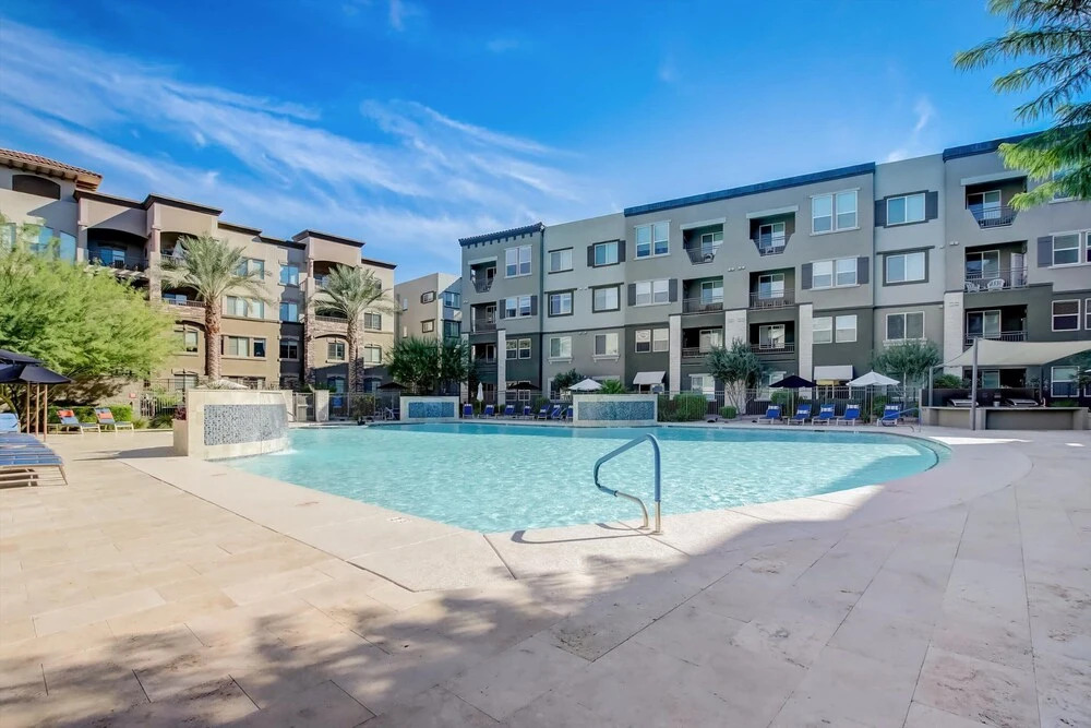 FRONTDESK Montreux Apts Northeast Phoenix