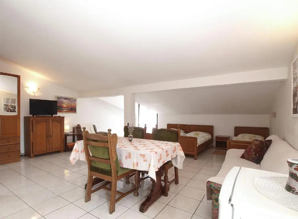 Apartments Drago 2039