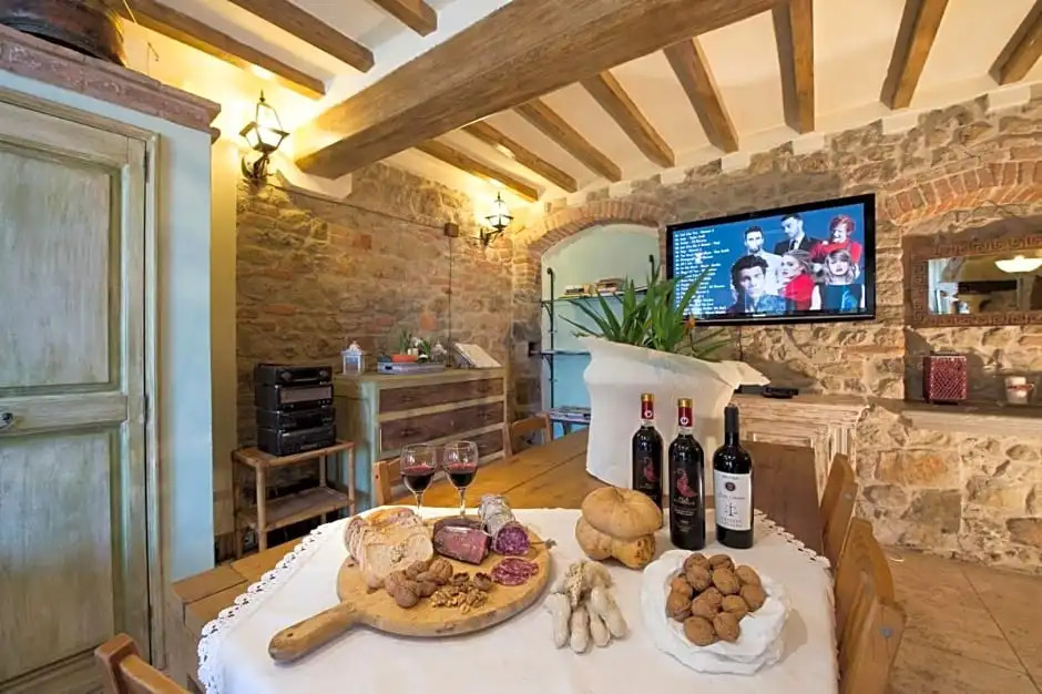 Villa Dacia bed bed and breakfast and Home Restaurant
