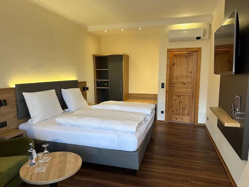 Waldhotel zum Bergsee Damme