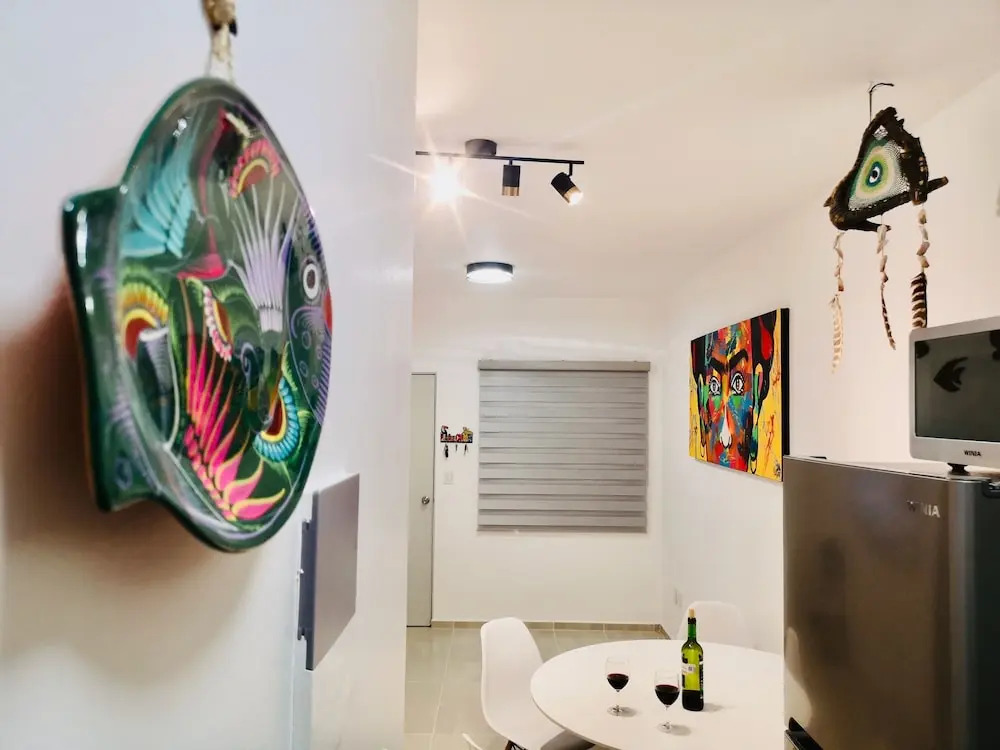 Cozy 2-bedroom Apartment With Amenities