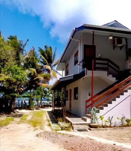 Rose En Mer - Beach Apartment