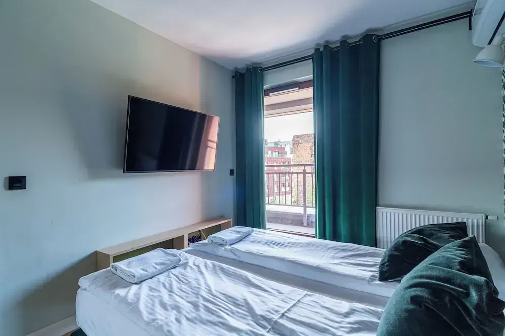 Waterlane Island Deluxe 4 by Grand Apartments