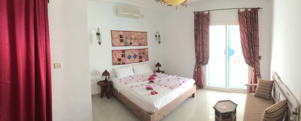 Villa With 4 Bedrooms in Djerba Island, With Wonderful sea View, Priva
