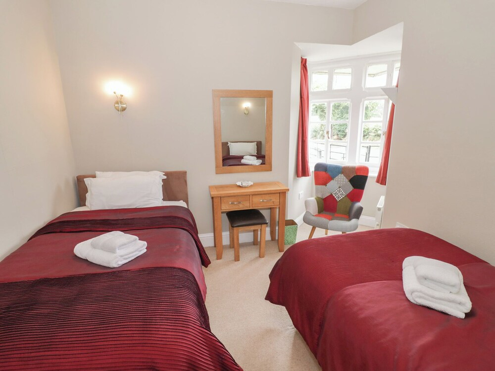 Raglan Lodge