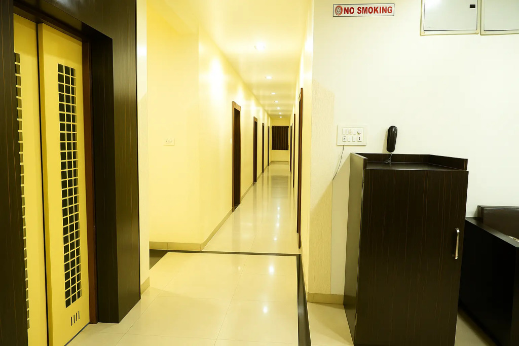 Hotel Avon International