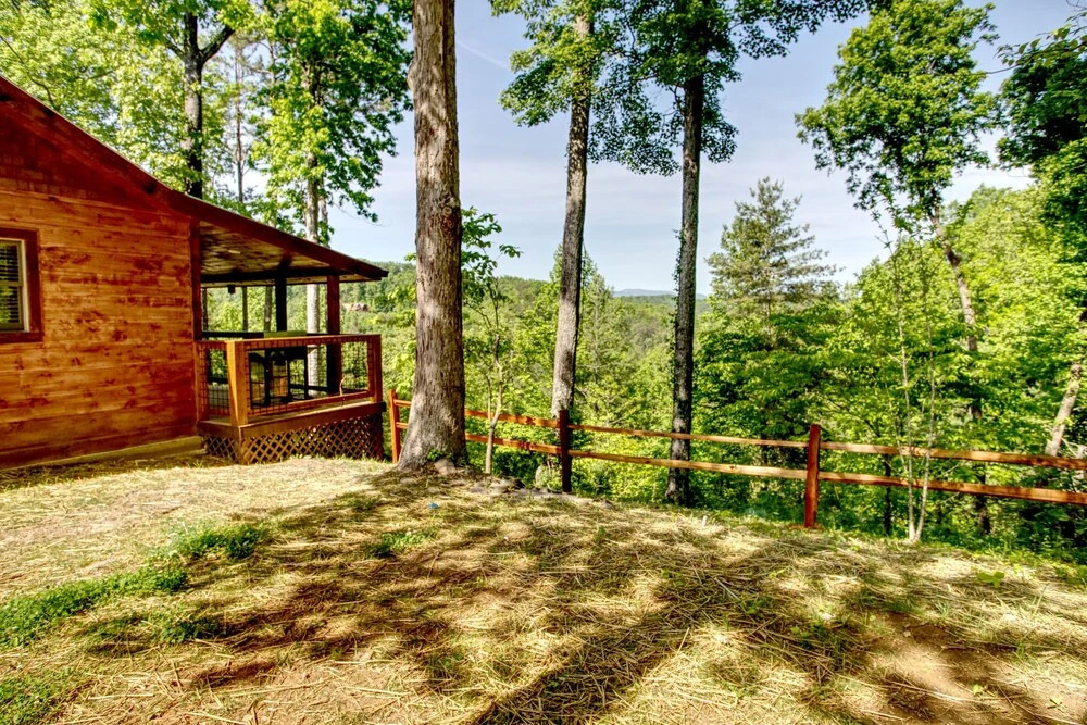 Scenic Solitude 2 Bedroom Home by Redawning