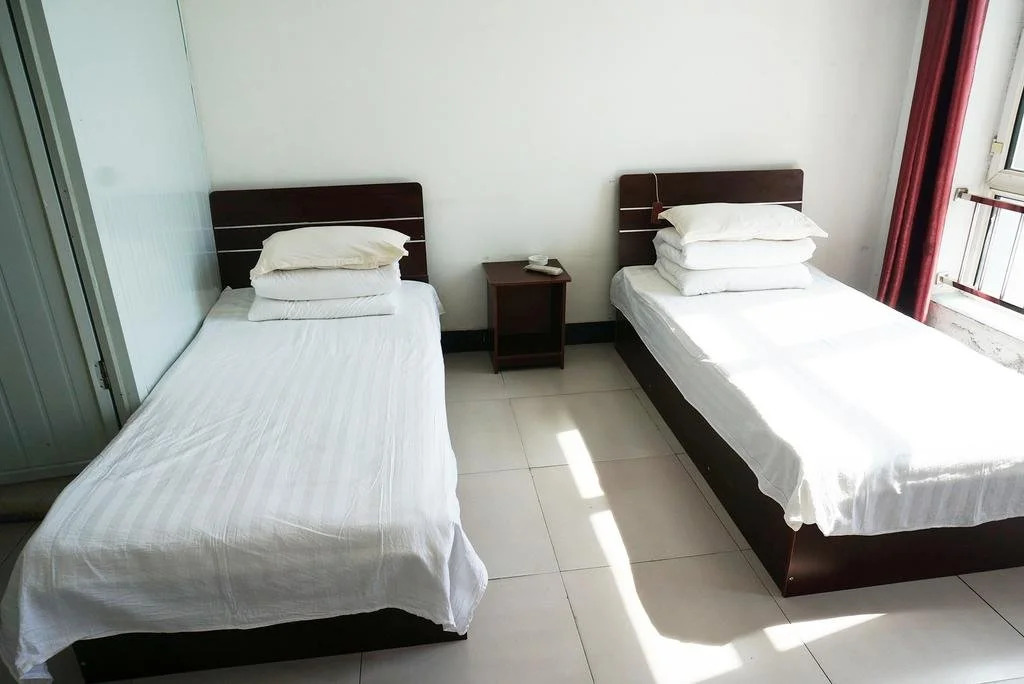 Yaju Guo'an Hotel