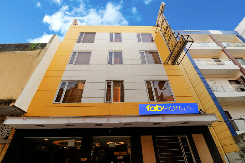 FabHotel Baba Residency