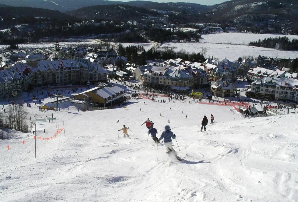 Stunning Condo - View on Lake Tremblant & Mountain