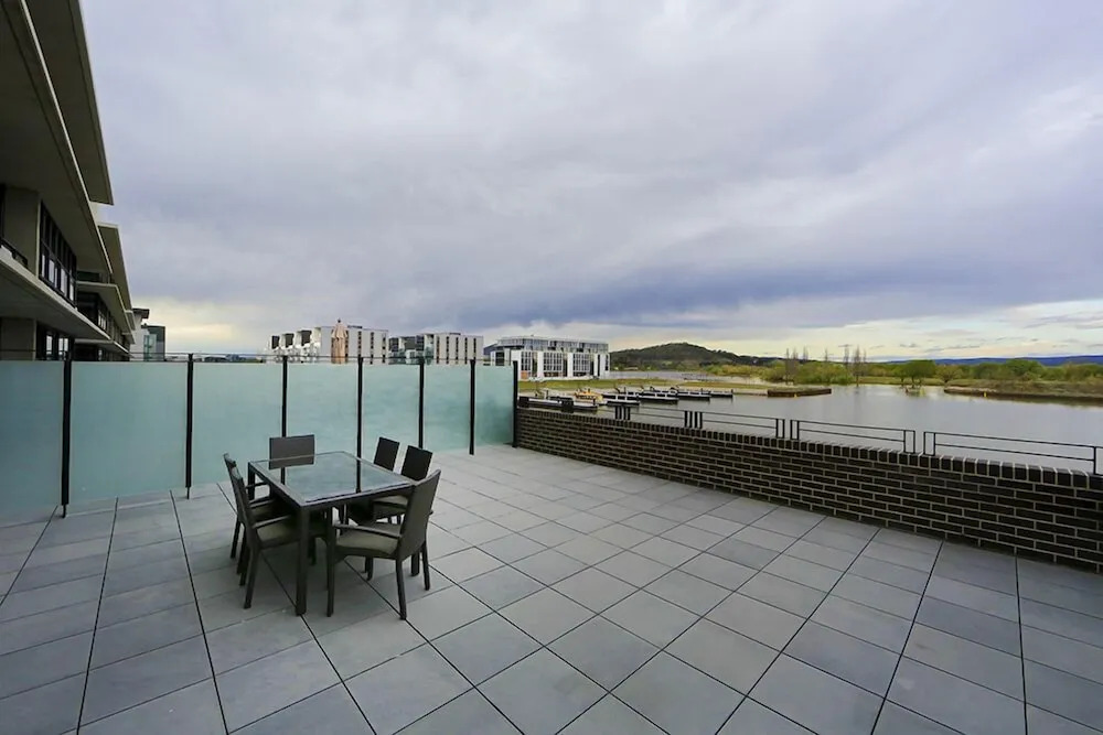 Dockside Apartments Kingston Foreshore