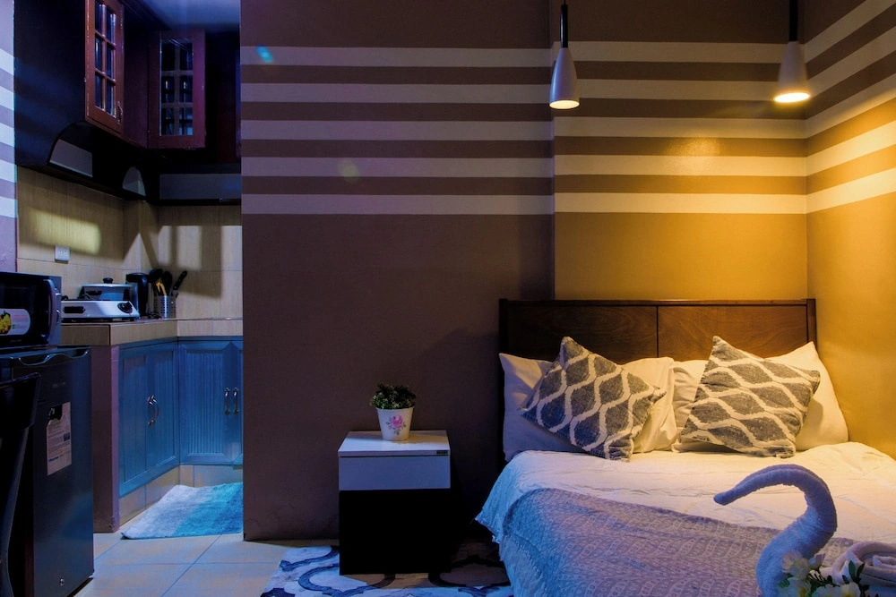 Cozy Room in Taguig With 1 Bedroom and Kitchenette