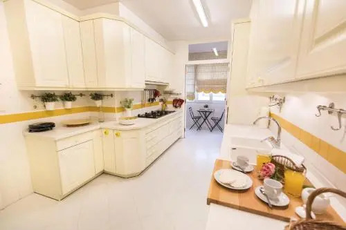 LovelyStay - Campo Pequeno Charming Apartment