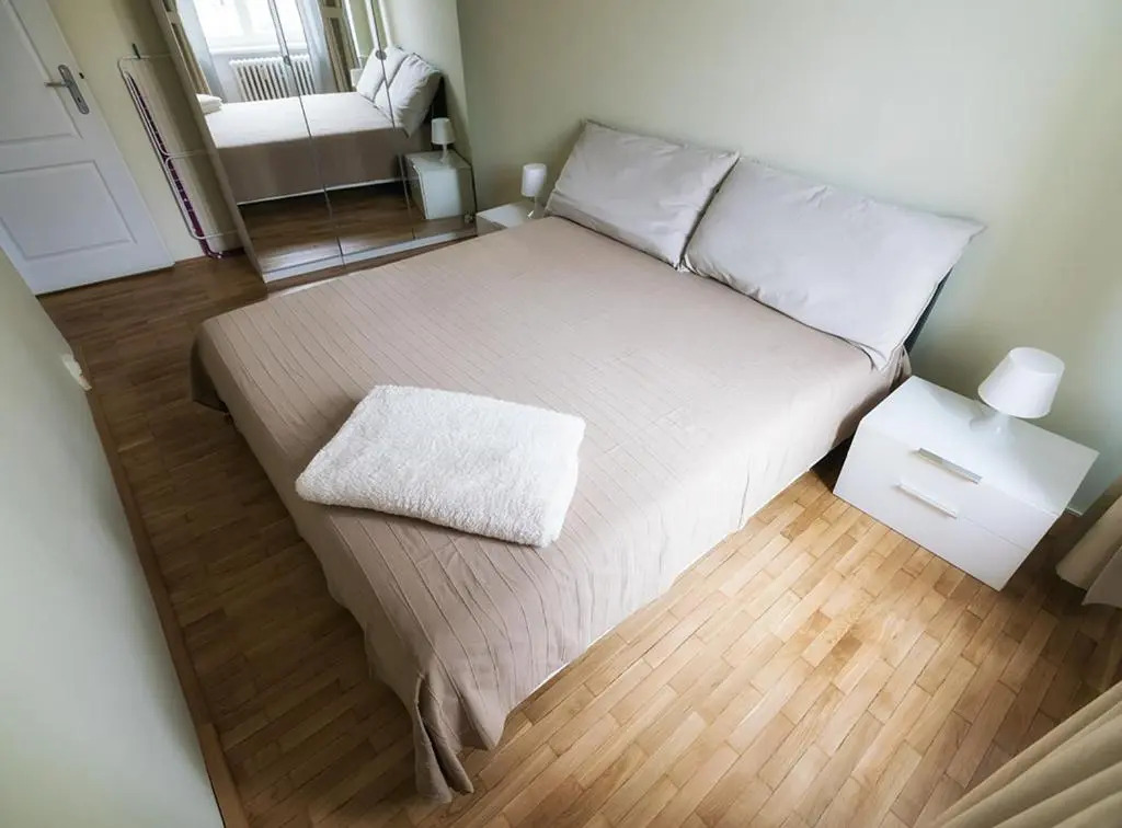 Apartment nabrezi J. Palacha 2