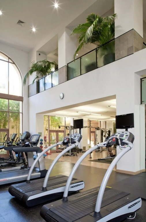 Global Luxury Suites at Tiverton Ave