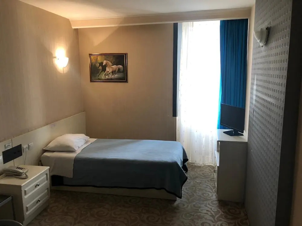 YILDIZ HOTEL