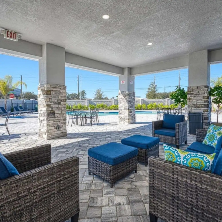 Super Spacious Near Disney With Private Pool