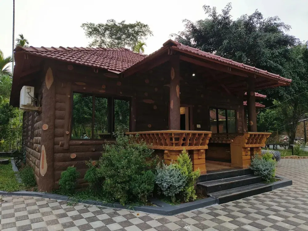 De Royale Montana Hotel and Resort
