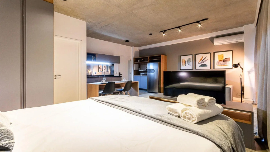 Studios luxuosos no Itaim Bibi com vaga de garagem