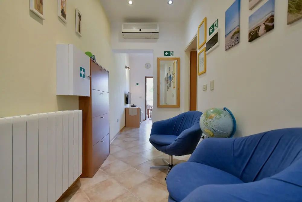 Apartment 1877