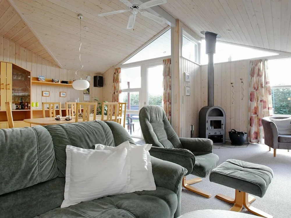 Splendid Holiday Home in Hemmet Near Sea