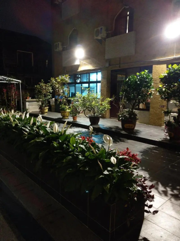Chiayi Crown Hotel