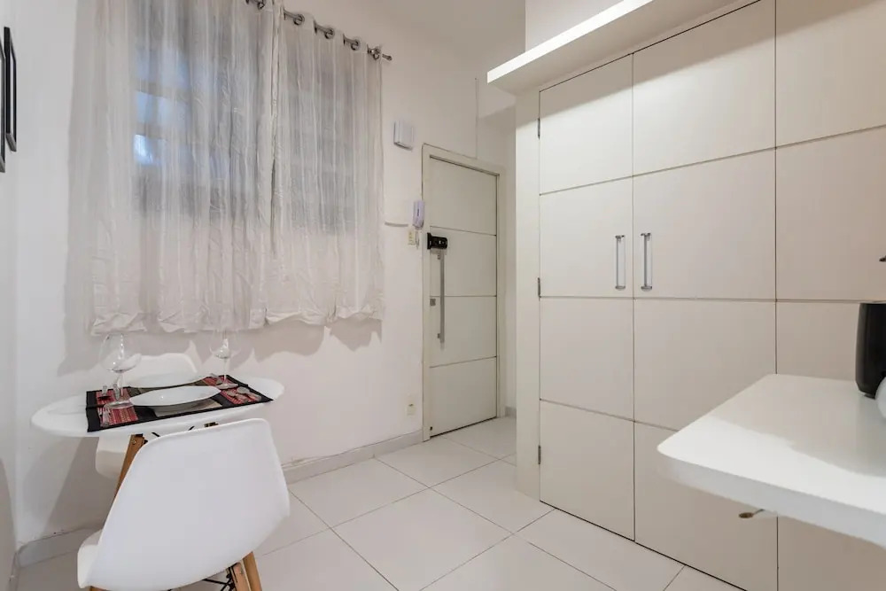 Studio in Copacabana 5 Minutes From the Beach Nsc309