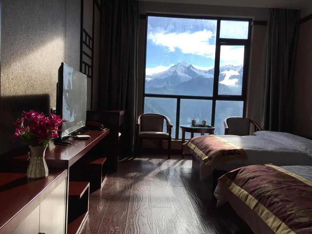 Mingzhu Hotel