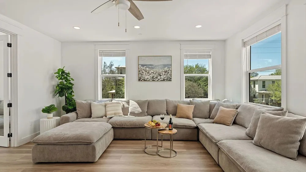 Graytness & Grayton Dreams by Avantstay Sleeps 64 + 22 Bedrooms 2 Pools + Spa + Game Rooms + Elevator Bikes + Golf Carts Walk to Grayton Beach