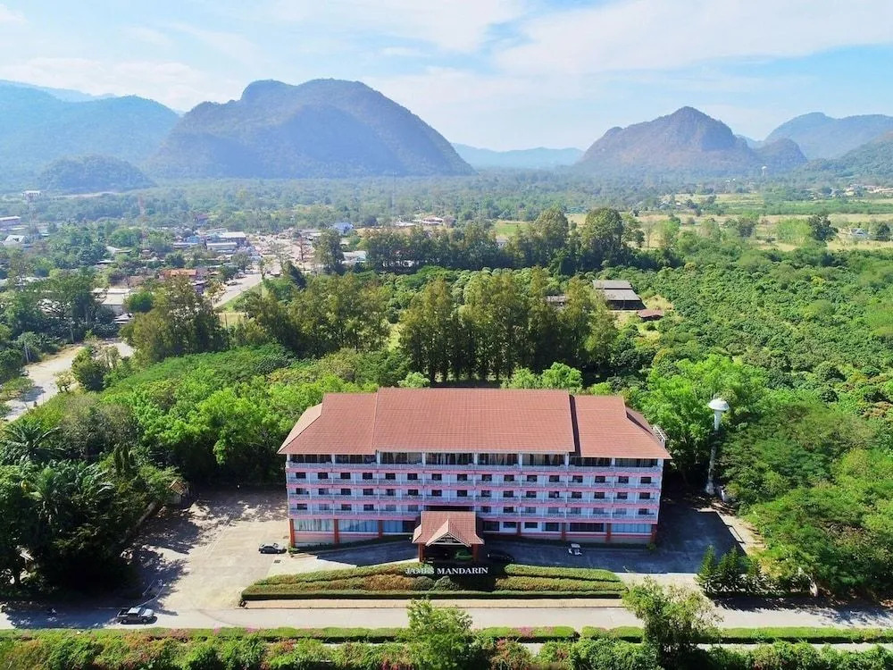 James Mandarin Khaoyai