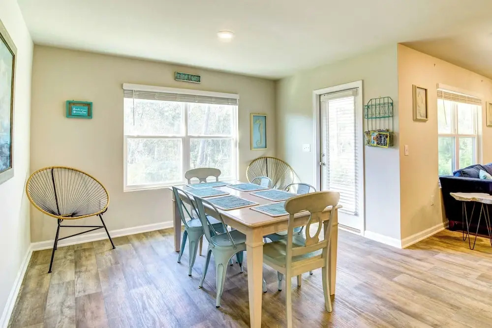 Foley Vacation Rental: 7 Mi to Gulf Shores Beaches