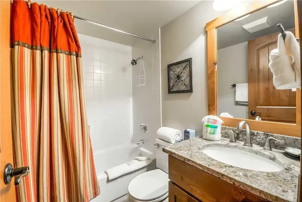 Lodge B 302