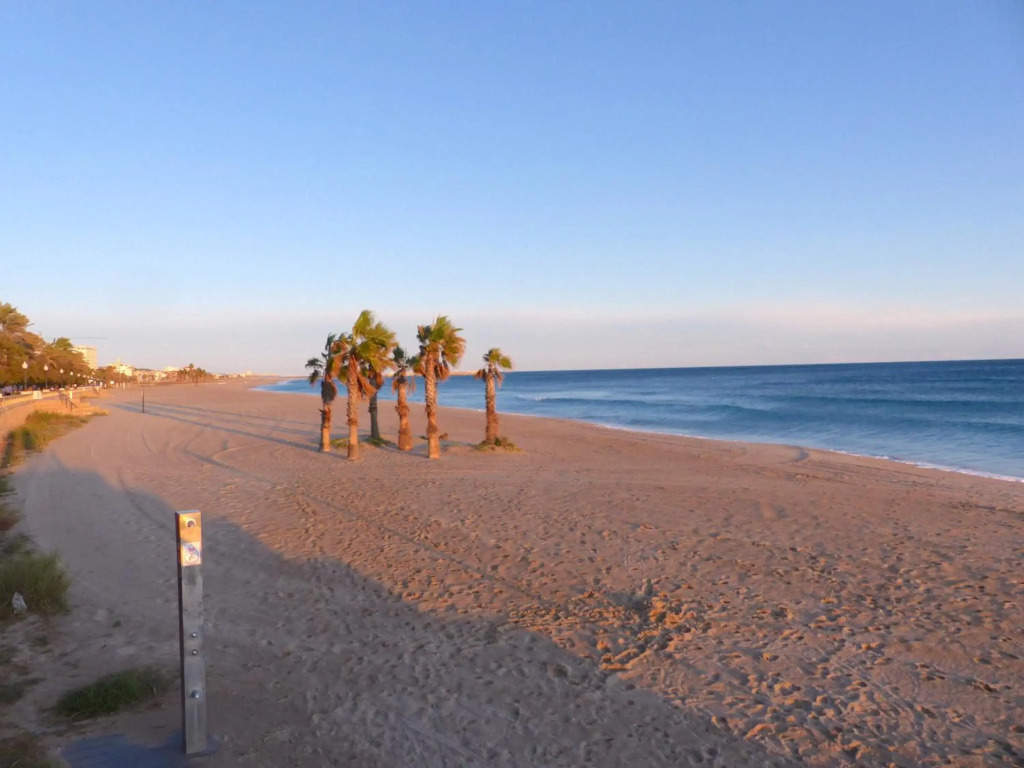 Coma-Ruga Beach Apartment