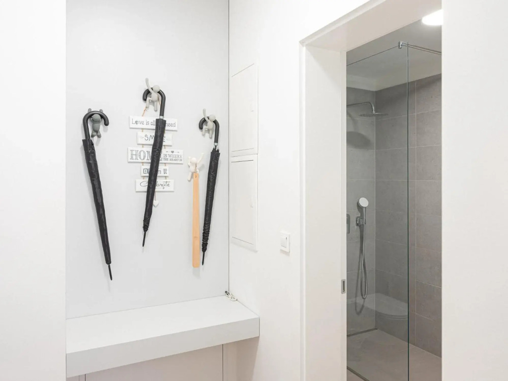 JU3 Apartments_GREY