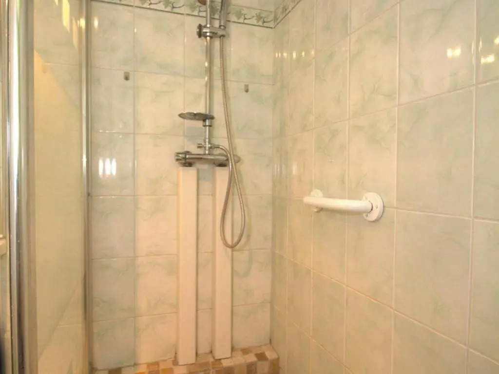 Appartement Balaruc-les-Bains, 1 pièce, 4 personnes - FR-1-553-101