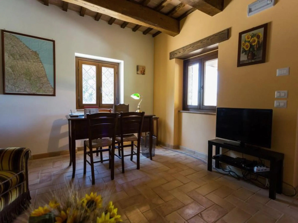 Villa in Le Marche with stunning views-Villa Monteverde