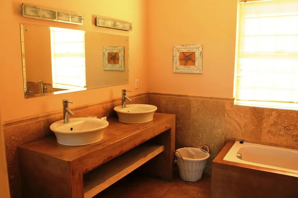 4 Birdies Golf Villa Self catering