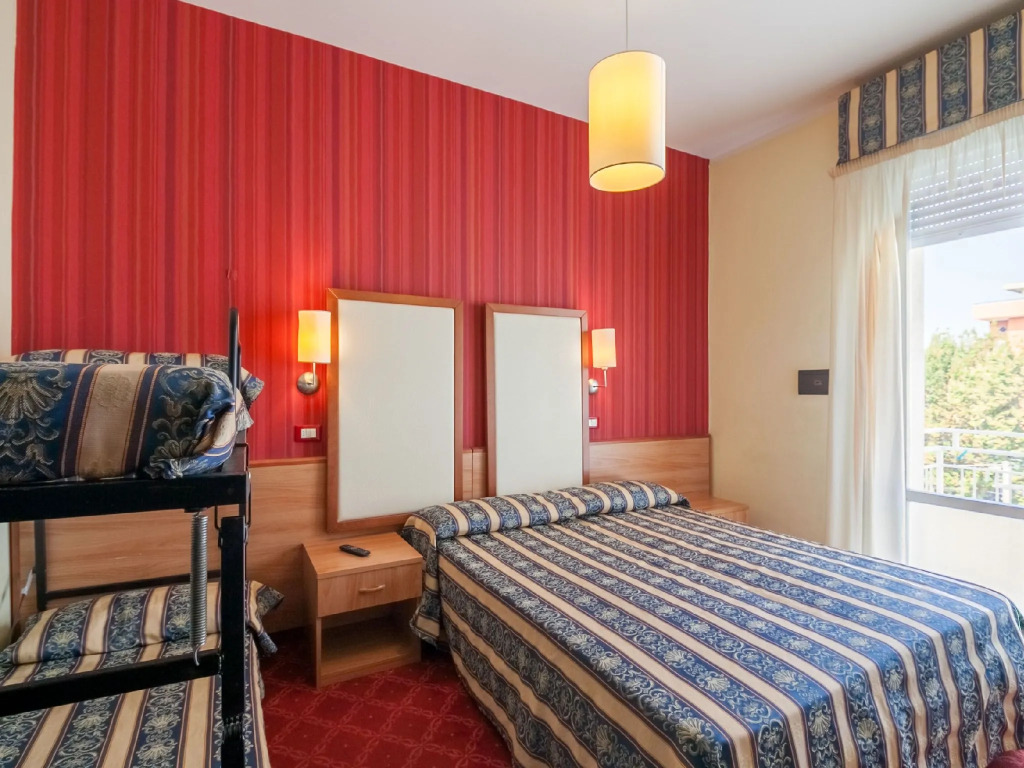 Hotel Promenade Universale