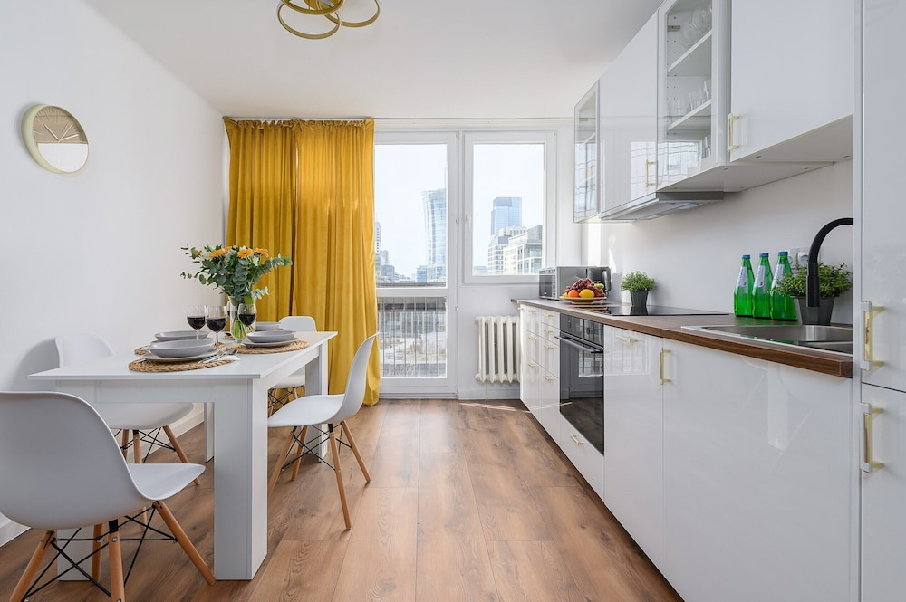Lumina comfy 4-room apartment center
