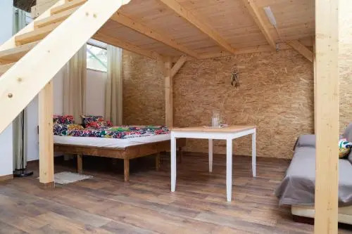 Rastlinky.sk Greenhouse Guestrooms