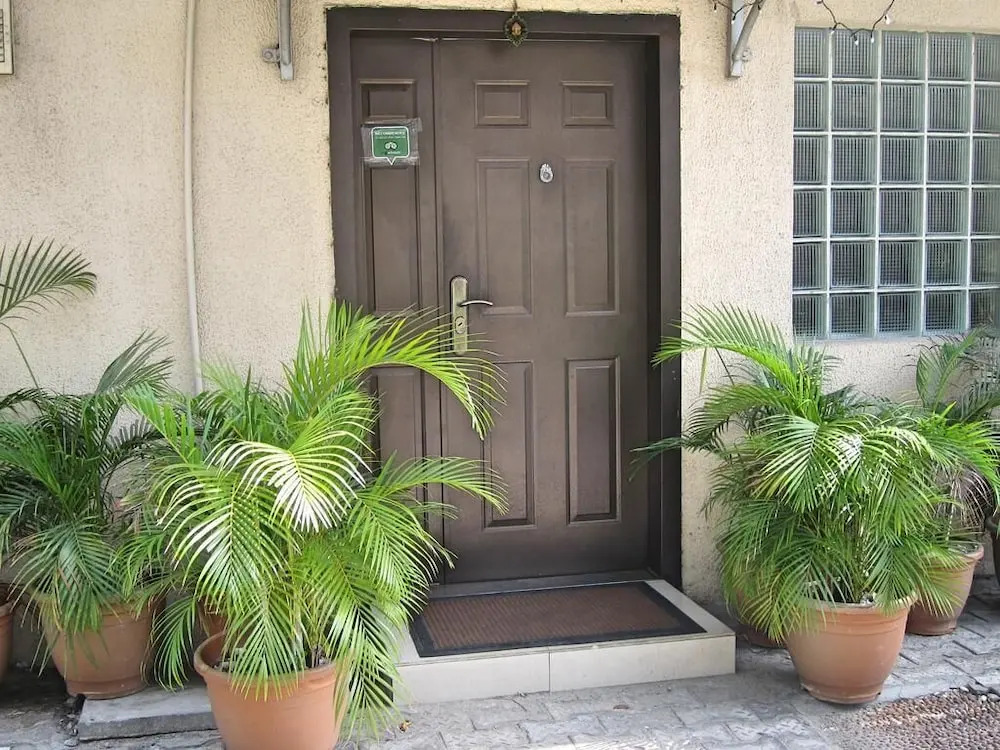 Gurunar Guesthouse Victoria Island