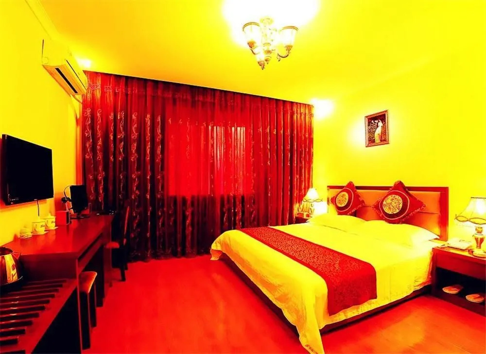 Chongqing Splendid Express Hotel