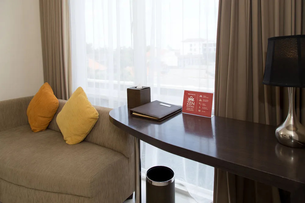 ZenRooms Kuta Jerman Beach