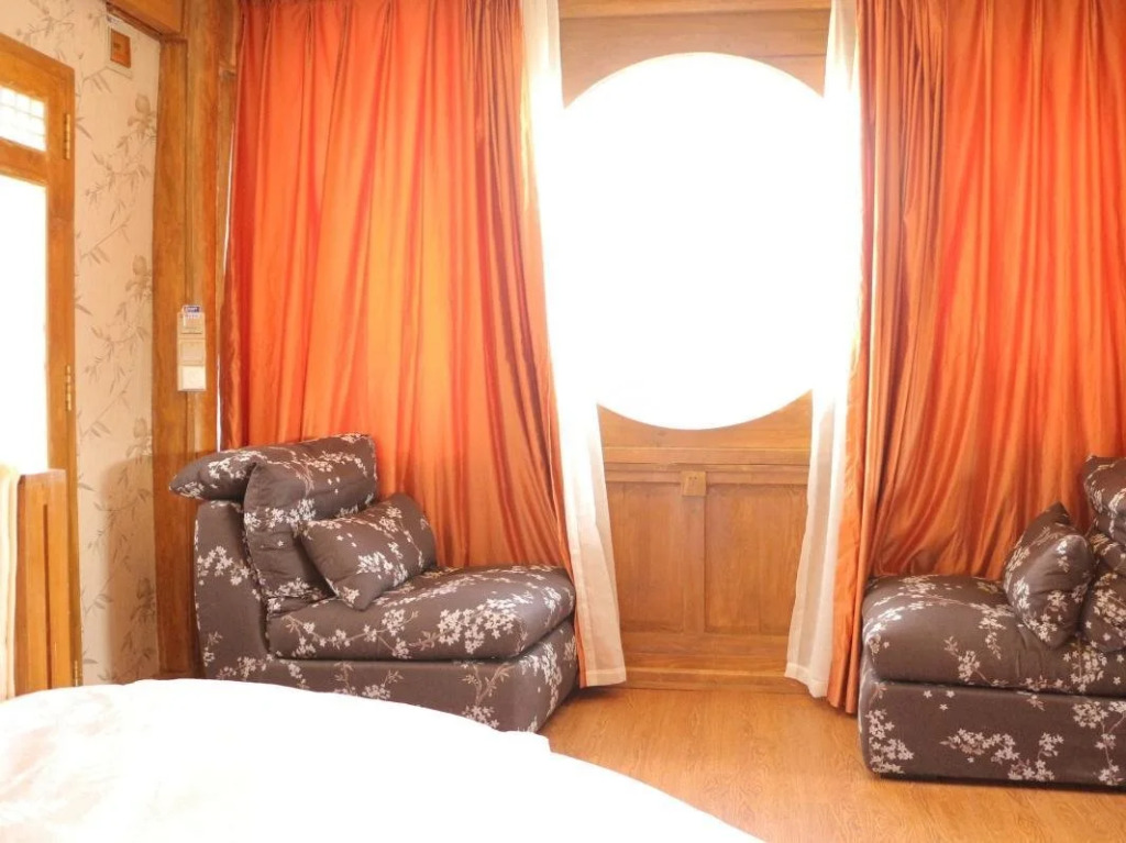 Lijiang Happyland Inn