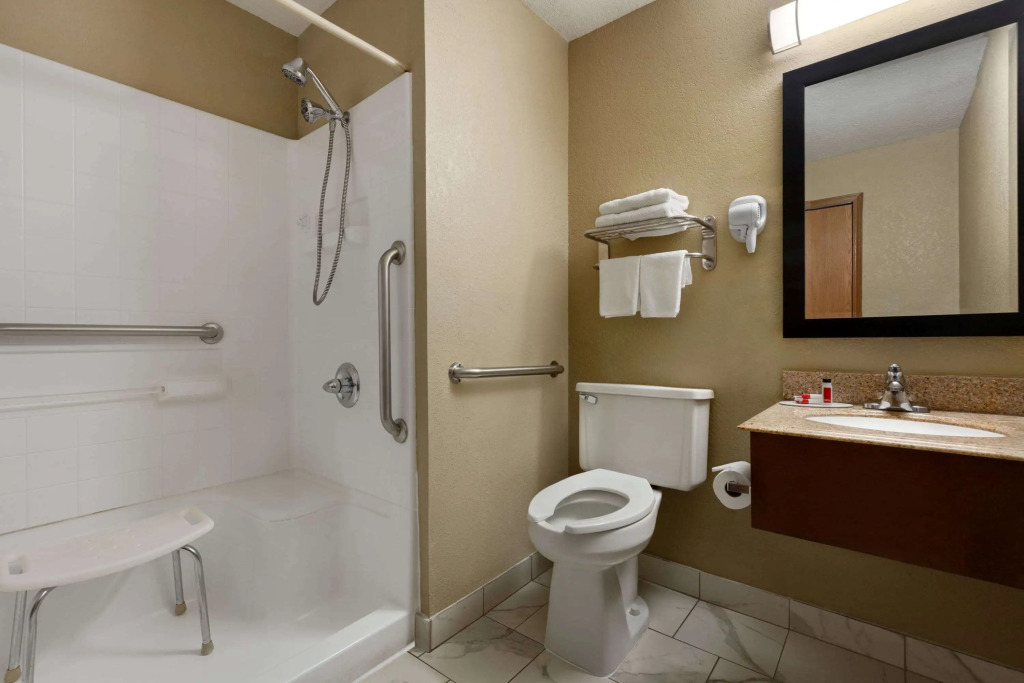 Super 8 by Wyndham Sikeston/Miner Area